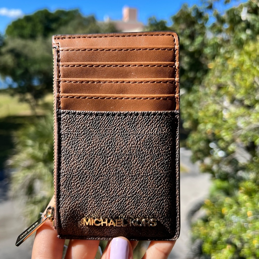 Michael kors Ladies jet set travel  top zip card case Wallet Brown MK